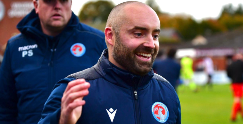 Danny Holmes, Vauxhall Motors FC